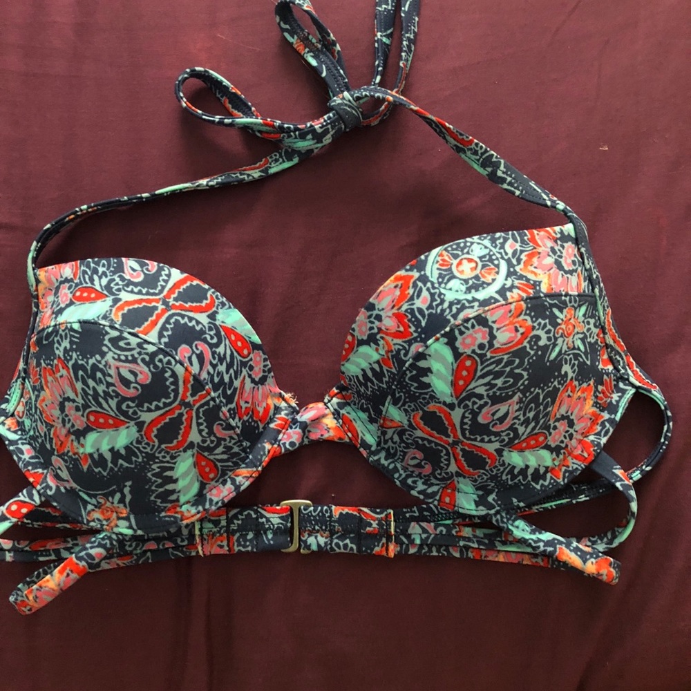 Push up bikini top